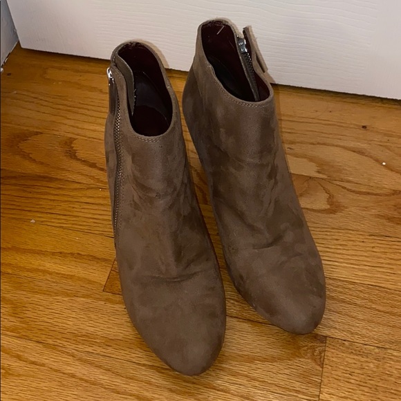 BCBGeneration Shoes - Picture 2 of 4